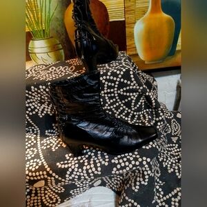 Ladies stylish ankle booties